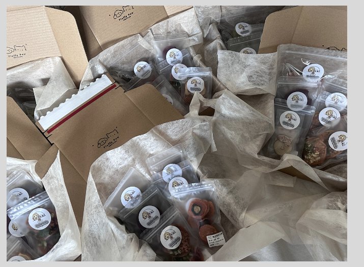 Fluffy Paw Studio packaging photograph